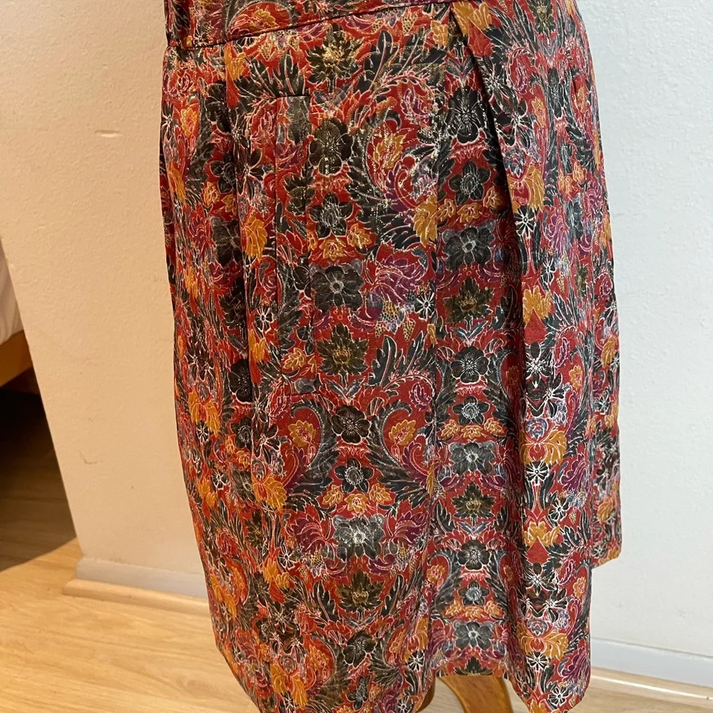Anthropologie Rosia Brocade Red & Gold Floral Metallic Pleated Skirt - Picture 5 of 13